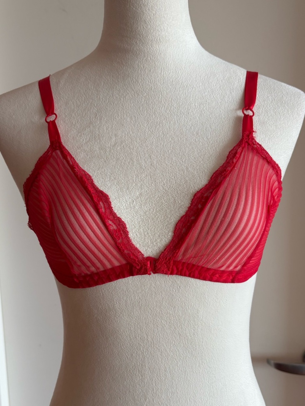 Vintage Glydons Red Sheer Stripe Triangle Bra 34 Soft Cup Lace Trim #461